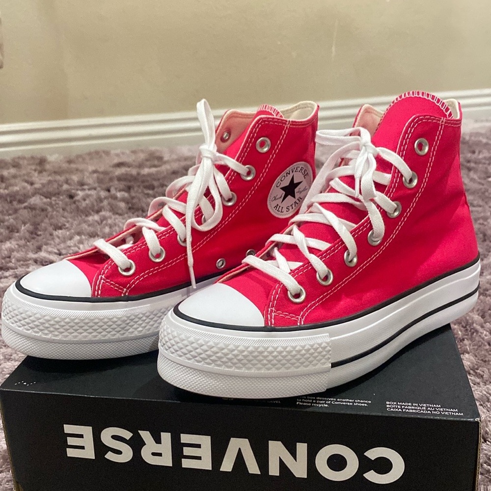 Converse - Picture 11 of 12